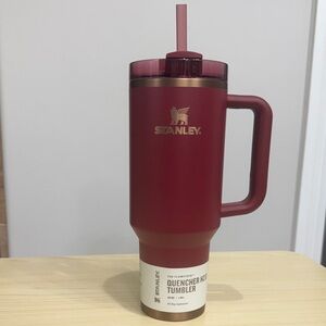 Stanley Burgundy Quencher Tumbler